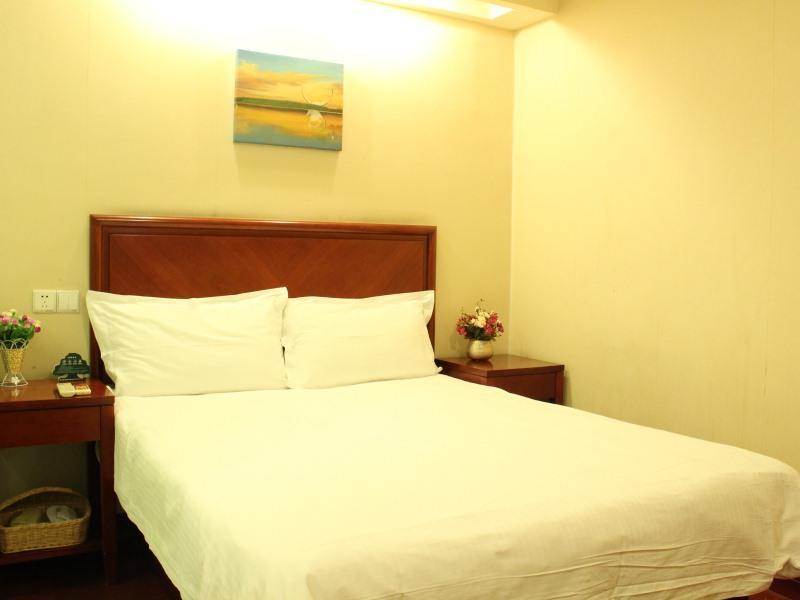 Greentree Inn Guangdong Shenzhen Huaqiangbei Express Hotel Экстерьер фото